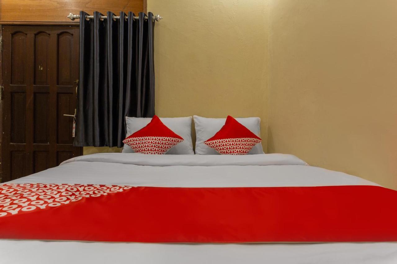 Oyo 2527 Hotel Triana Palangkaraya Bagian luar foto